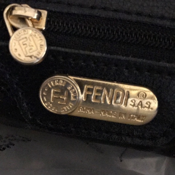 vintage fendi logo